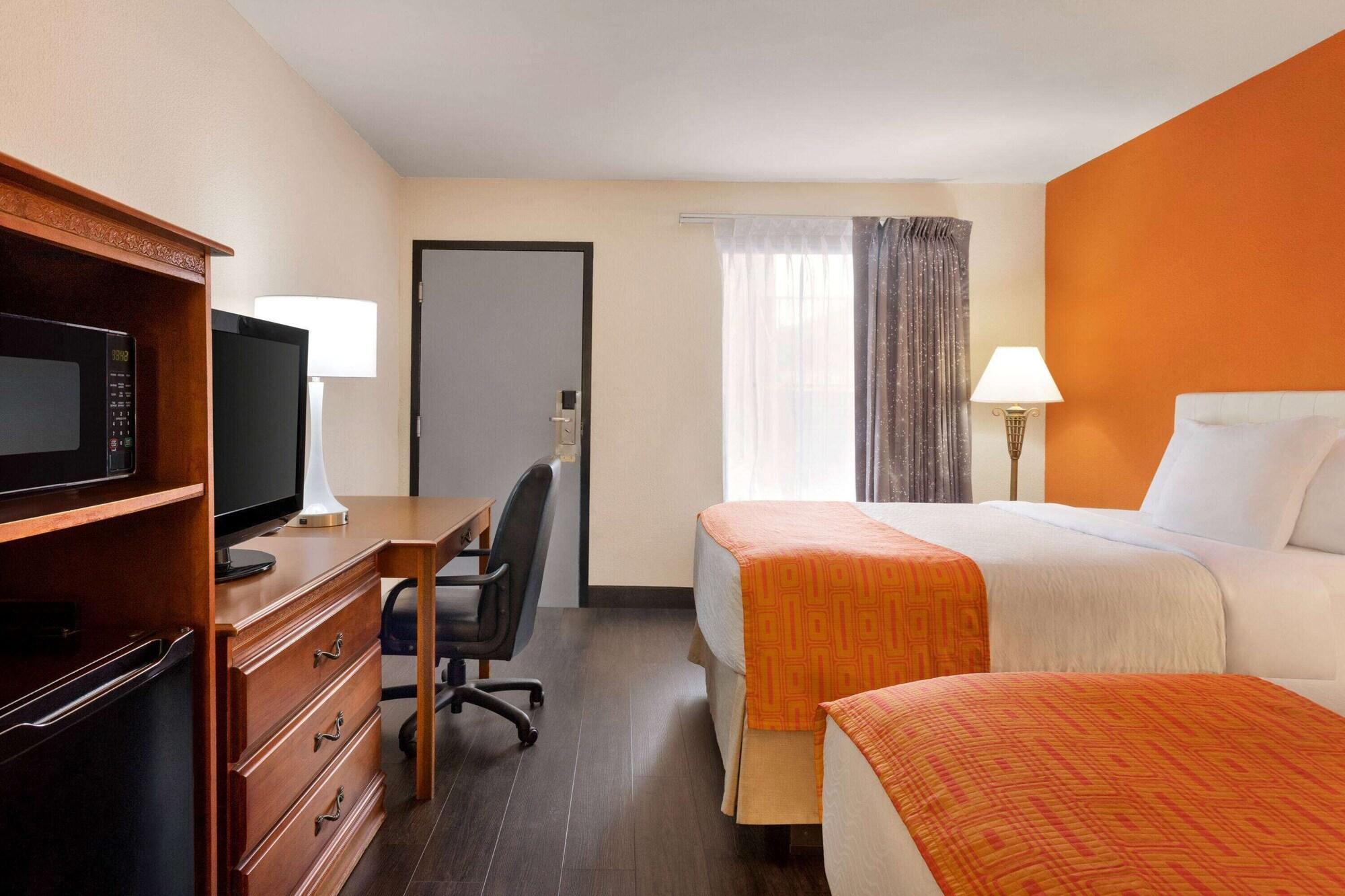 Howard Johnson By Wyndham Lookout Mountain I-24 Chattanooga