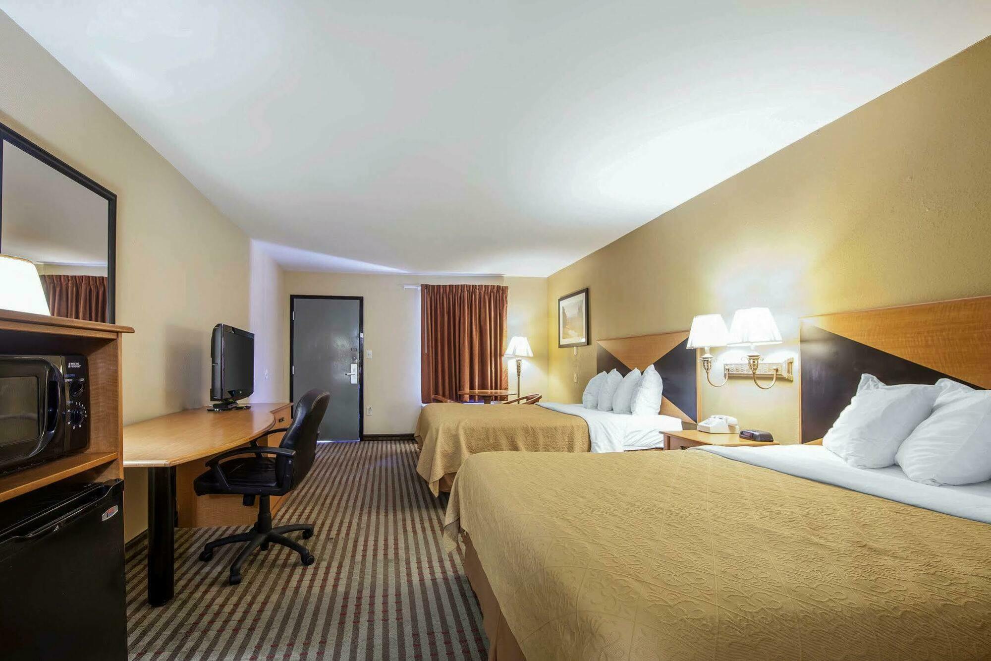 Howard Johnson By Wyndham Lookout Mountain I-24
